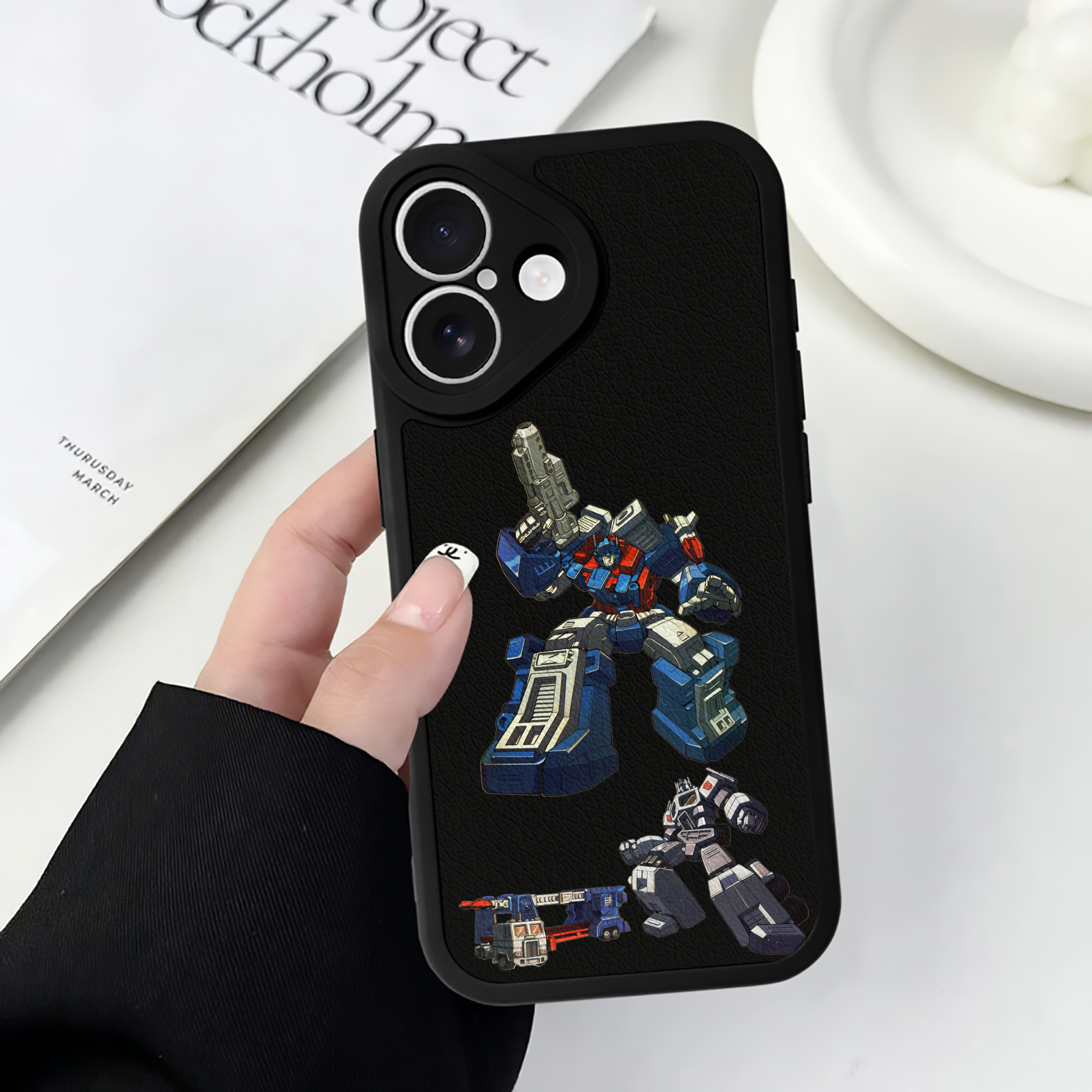 （画像用）  【iPhone 16シリーズ対応】シリコンスマホケース（レザー調） 材質：シリコン